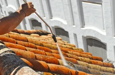 Nettoyage de toitures - Le Thor